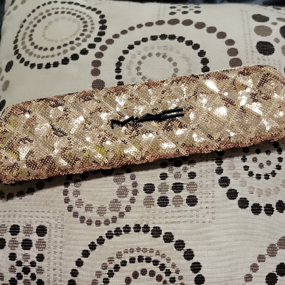 MAC Cosmetics Gold Sequin Quilted Clutch Limited Edition Makeup Bag